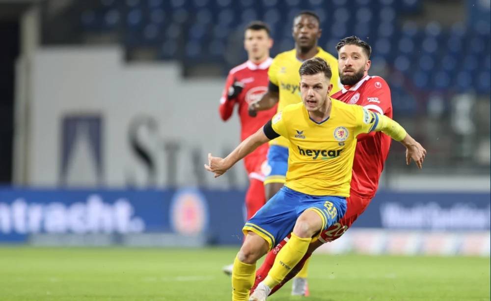 赛场纪律问 赛场纪律问