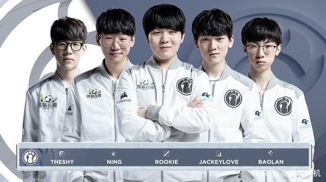 现小组赛三 现小组赛三