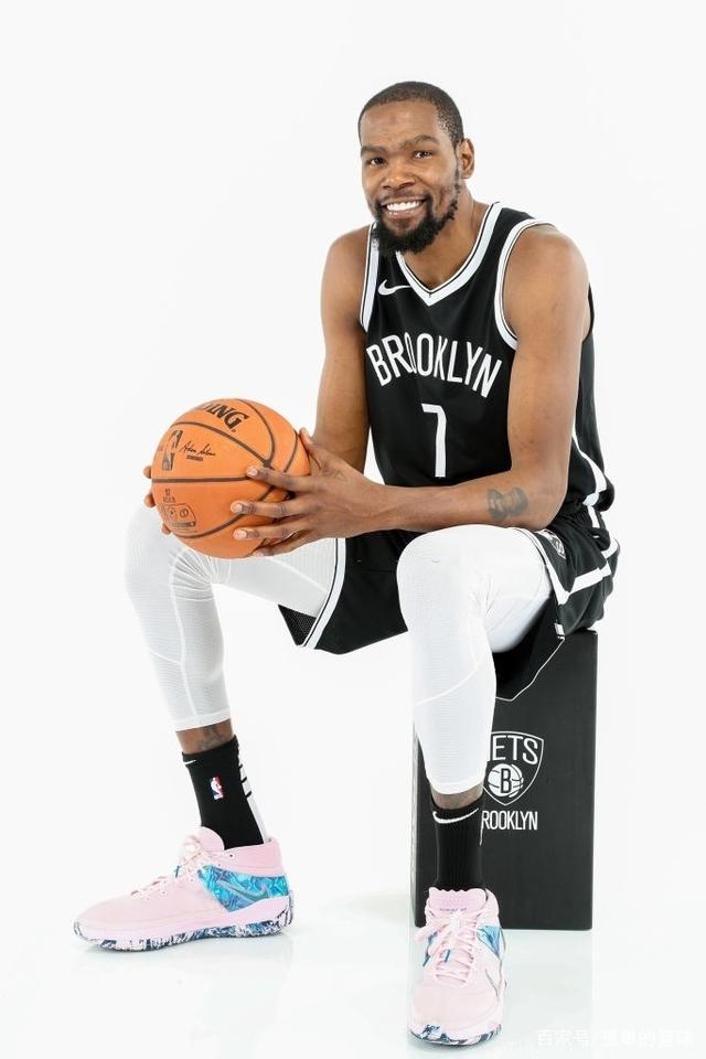 多的组合选 多的组合选